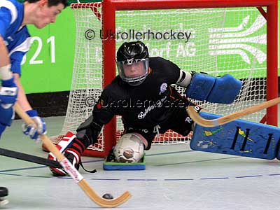 EuroJuniors04EngVItaly_bi.jpg