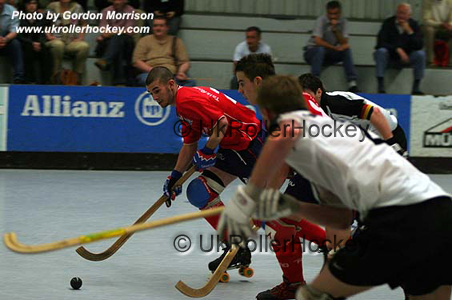 EuroJuniors04EngVGer_ay.jpg