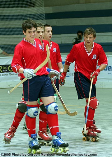 aWorld-U20-05-EngUru-9602