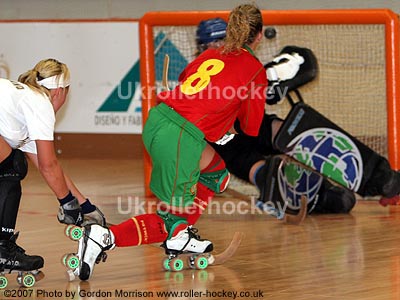 07E_ladiesGerPor7985