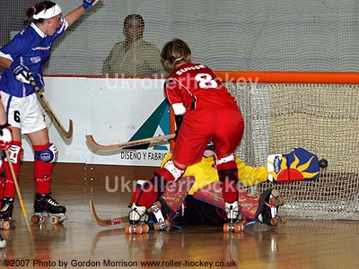 07E_ladiesFraSwi8148