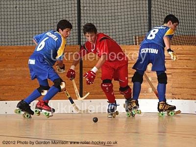 1U17_2012SwisAnd7014.jpg