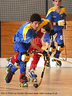 1U17_2012SwisAnd7016.jpg